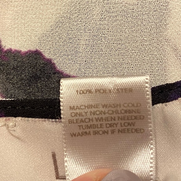 Loft women’s floral blouse size M - Picture 7 of 8